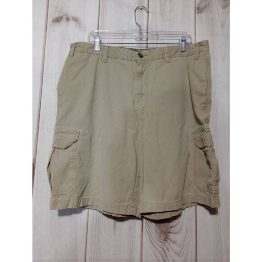 Izod Shorts Men's 38 Chino Cargo Tan
